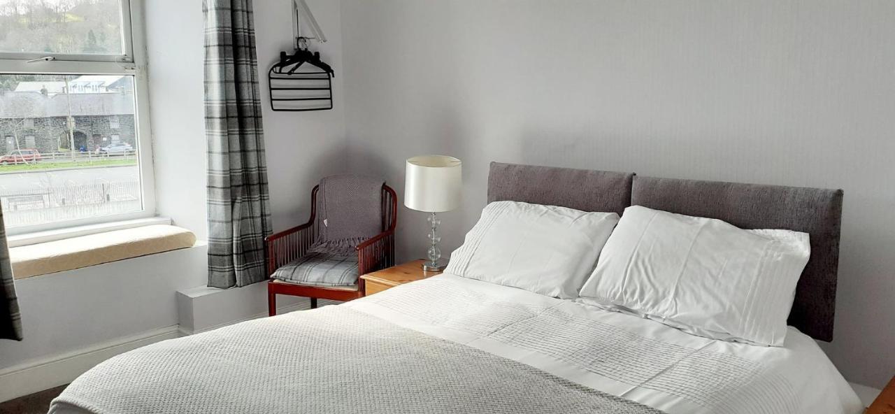 Queens Rooms 포스마독 외부 사진